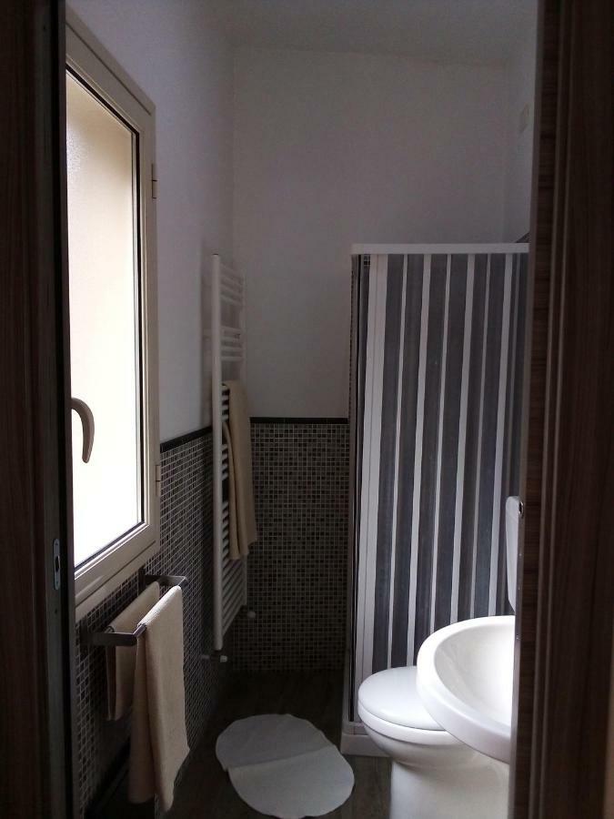Bed & Breakfast Via Venezia Regalbuto Exterior photo
